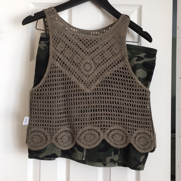 Cute 2 Piece Outfit Knit Tank and Camo Skirt - Picture 6 of 7